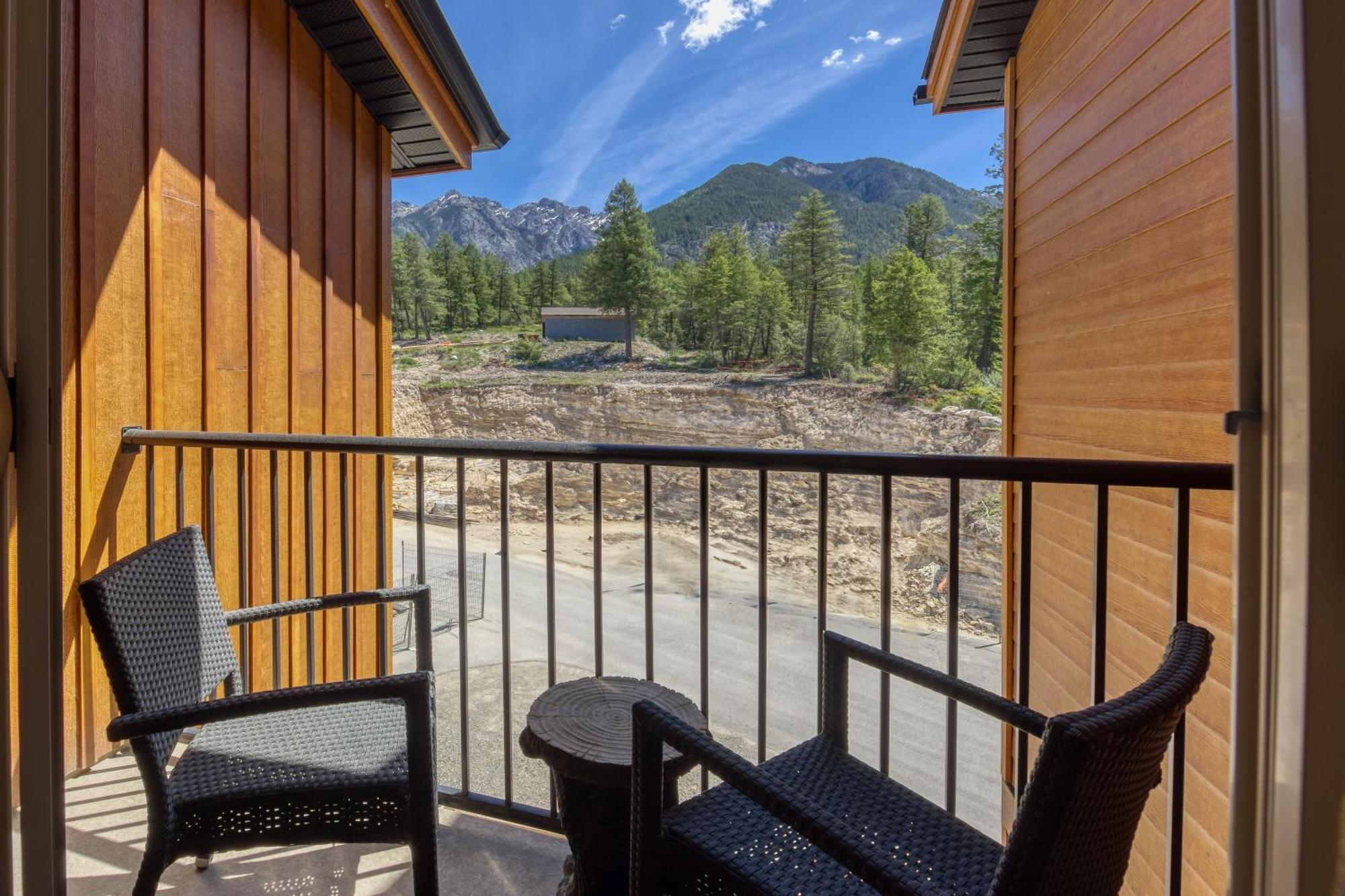 The Residences At Fairmont Ridge Fairmont Hot Springs Exterior photo