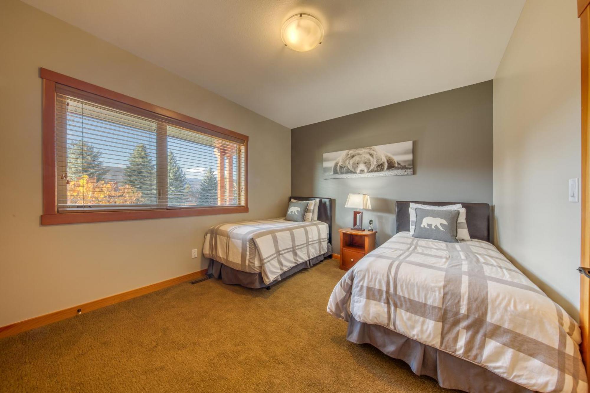 The Residences At Fairmont Ridge Fairmont Hot Springs Exterior photo